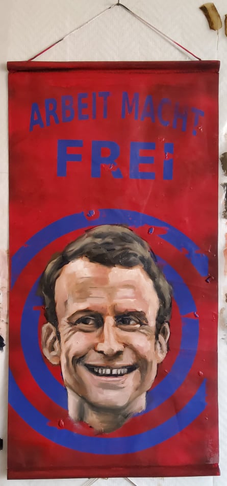 Arbeit Macron, huile sur kakemono, 65 x 33 cm, 1 ISF par Charlie Wellecam